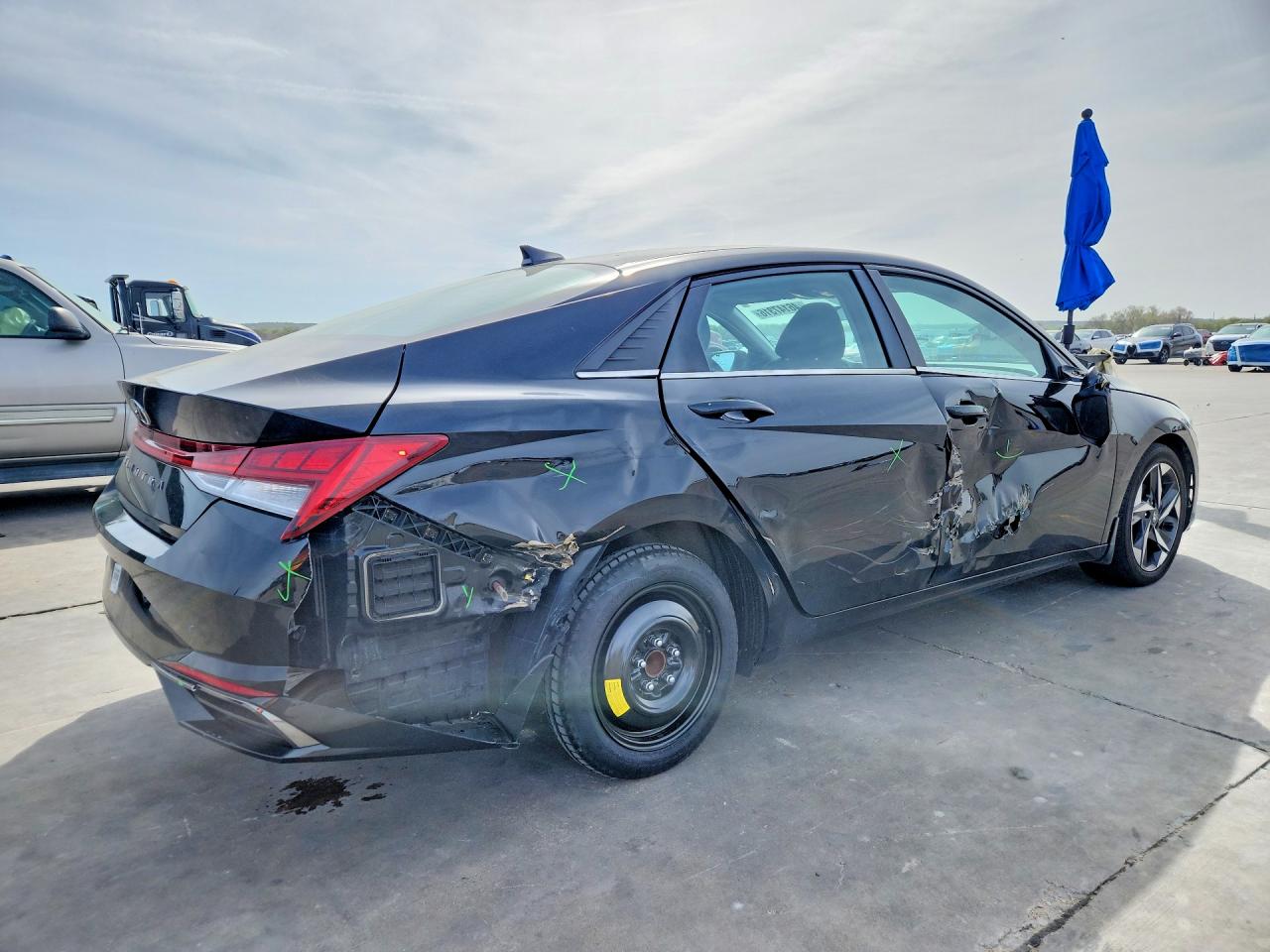 Hyundai ELANTRA Sel