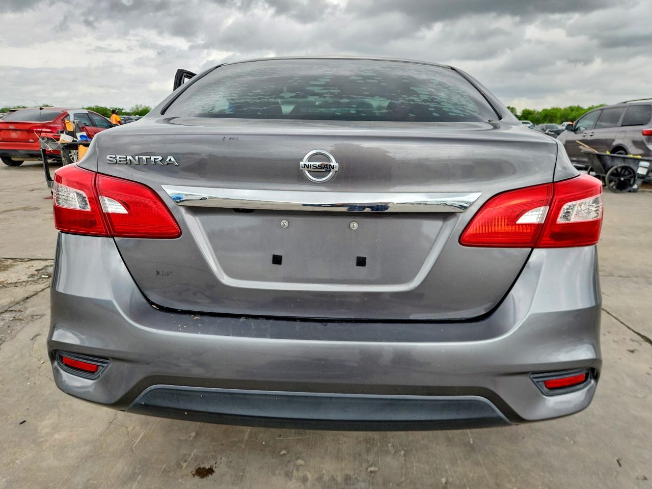 Nissan Sentra S