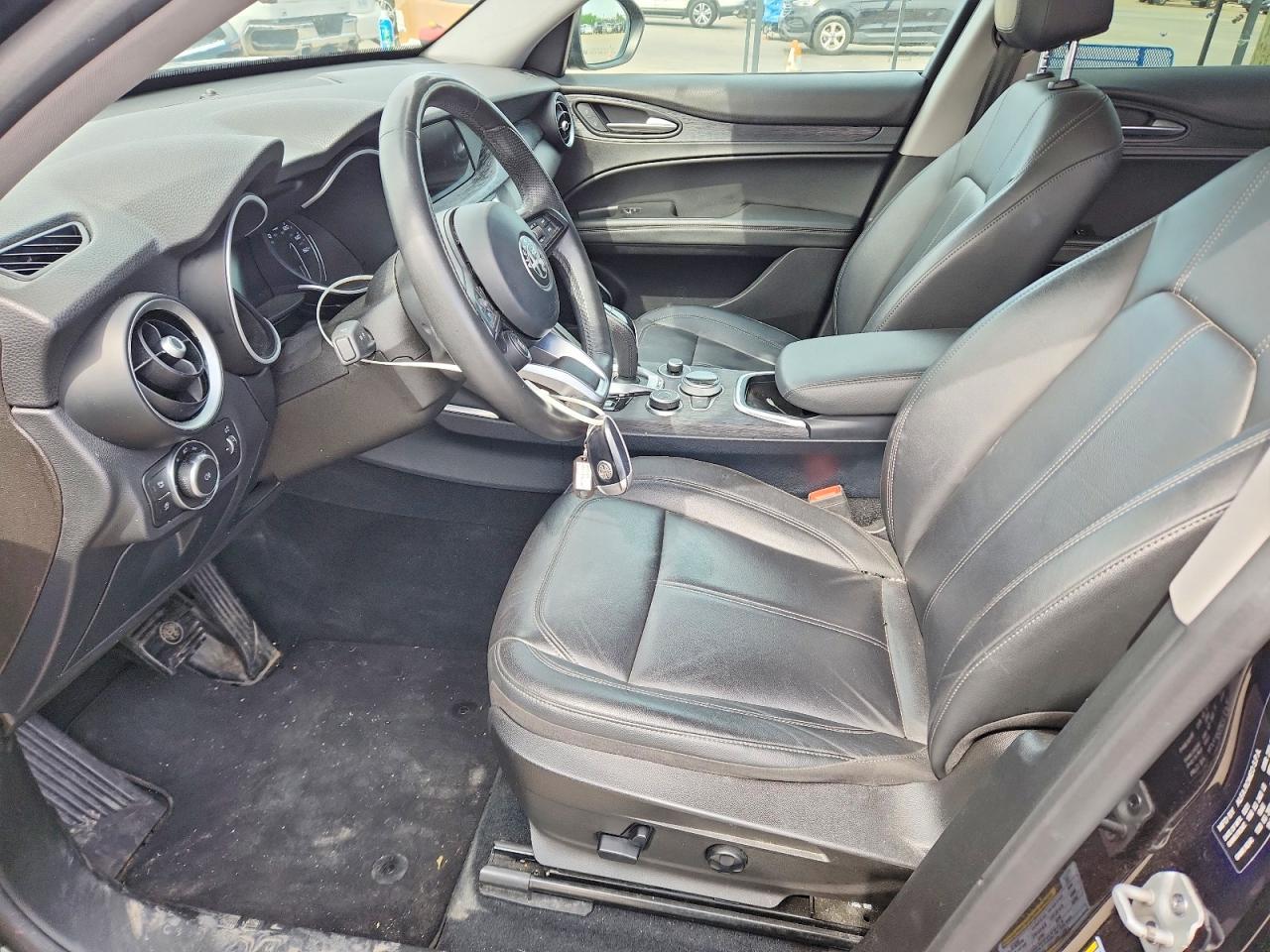 Alfa Romeo Stelvio Sport