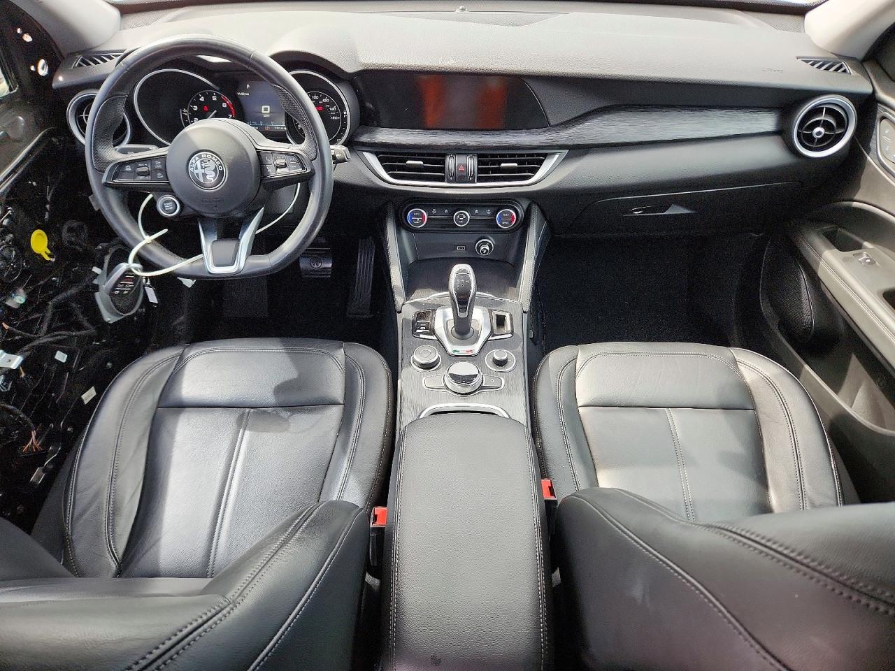 Alfa Romeo Stelvio Sport