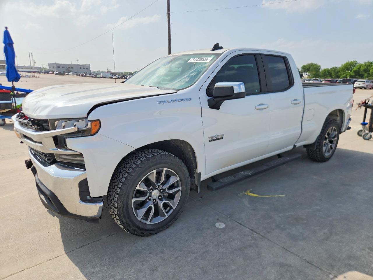Salvage Chevrolet Silverado Image