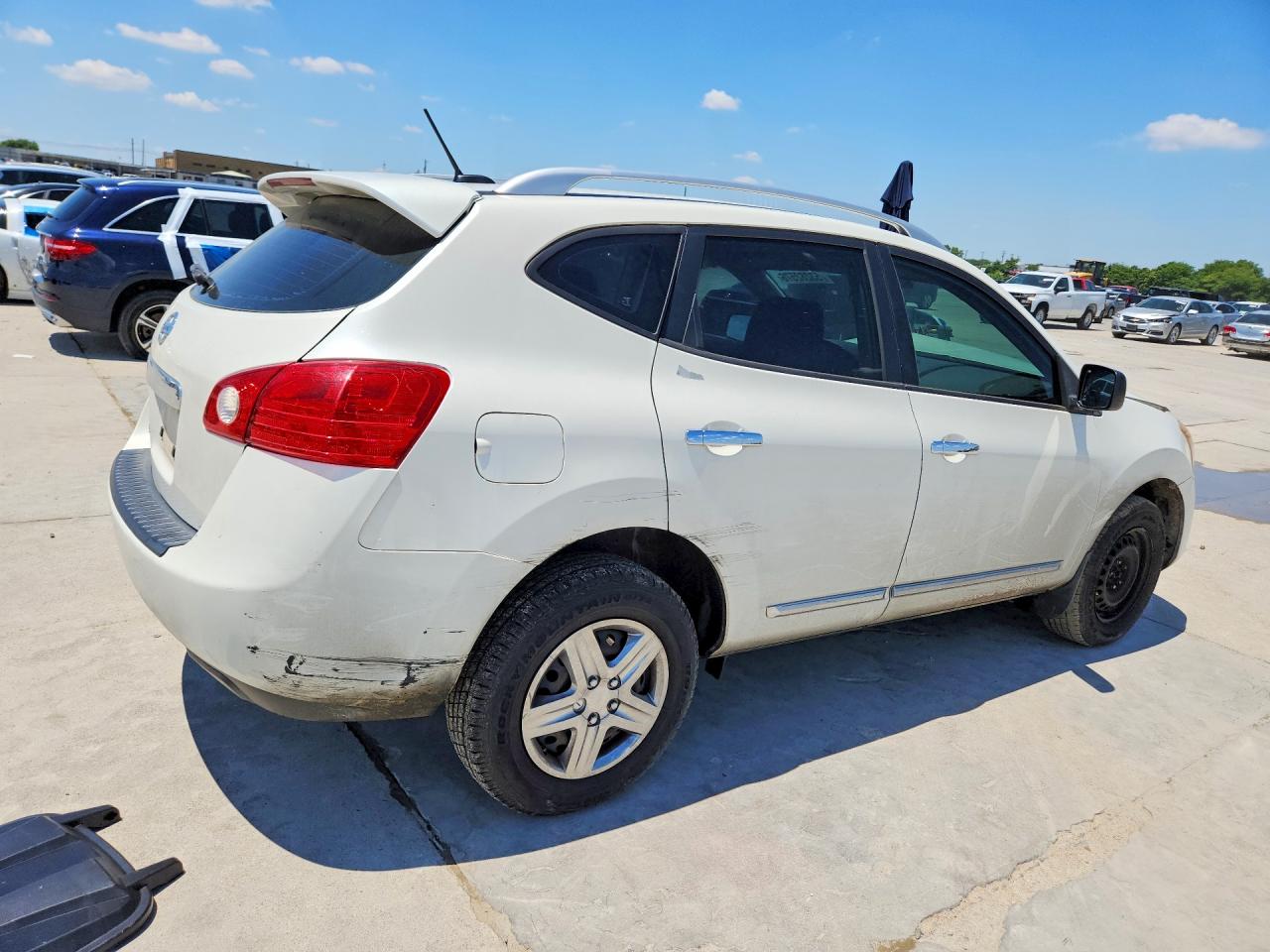 Nissan Rogue S