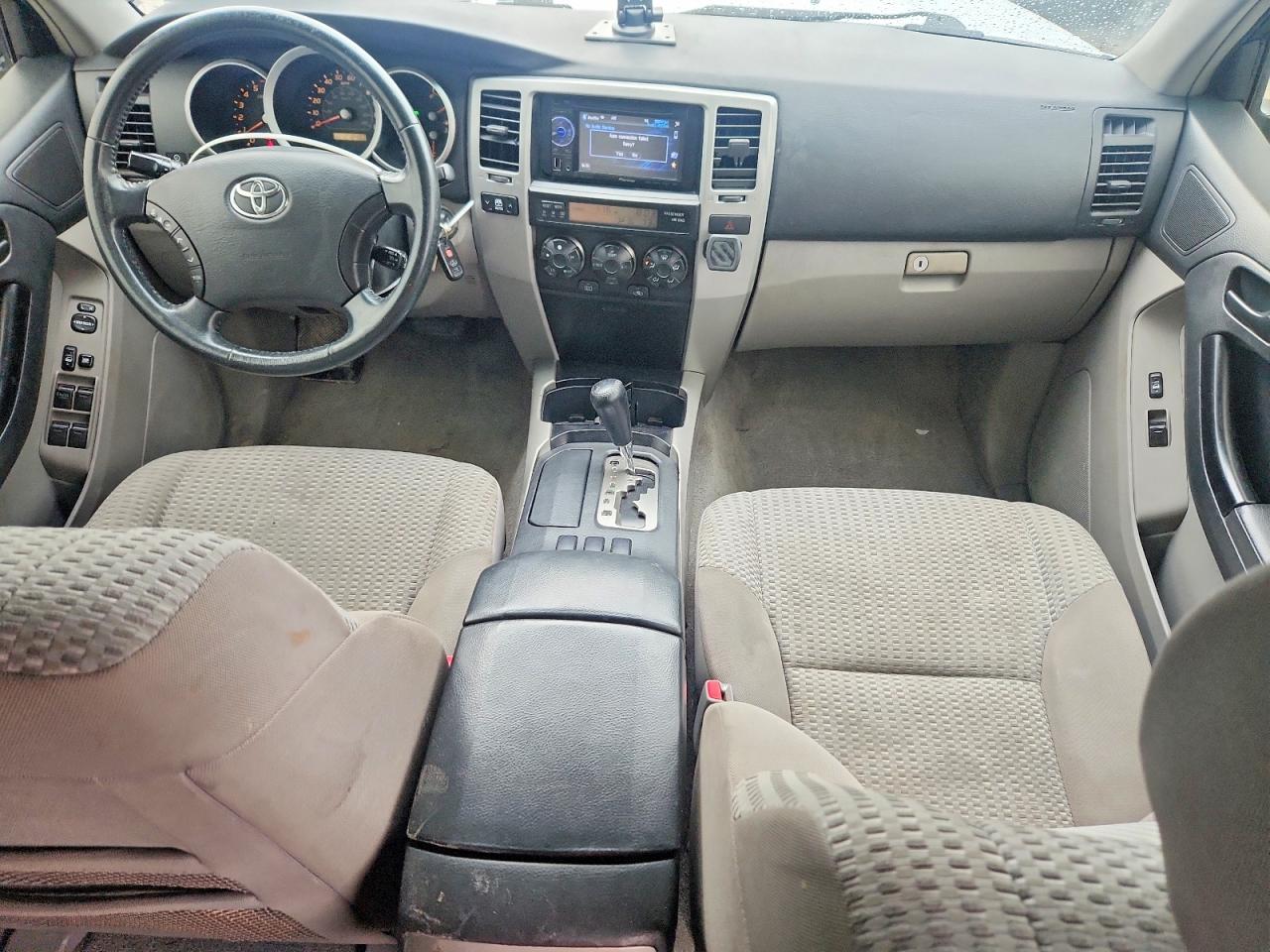 Toyota 4Runner Sr5