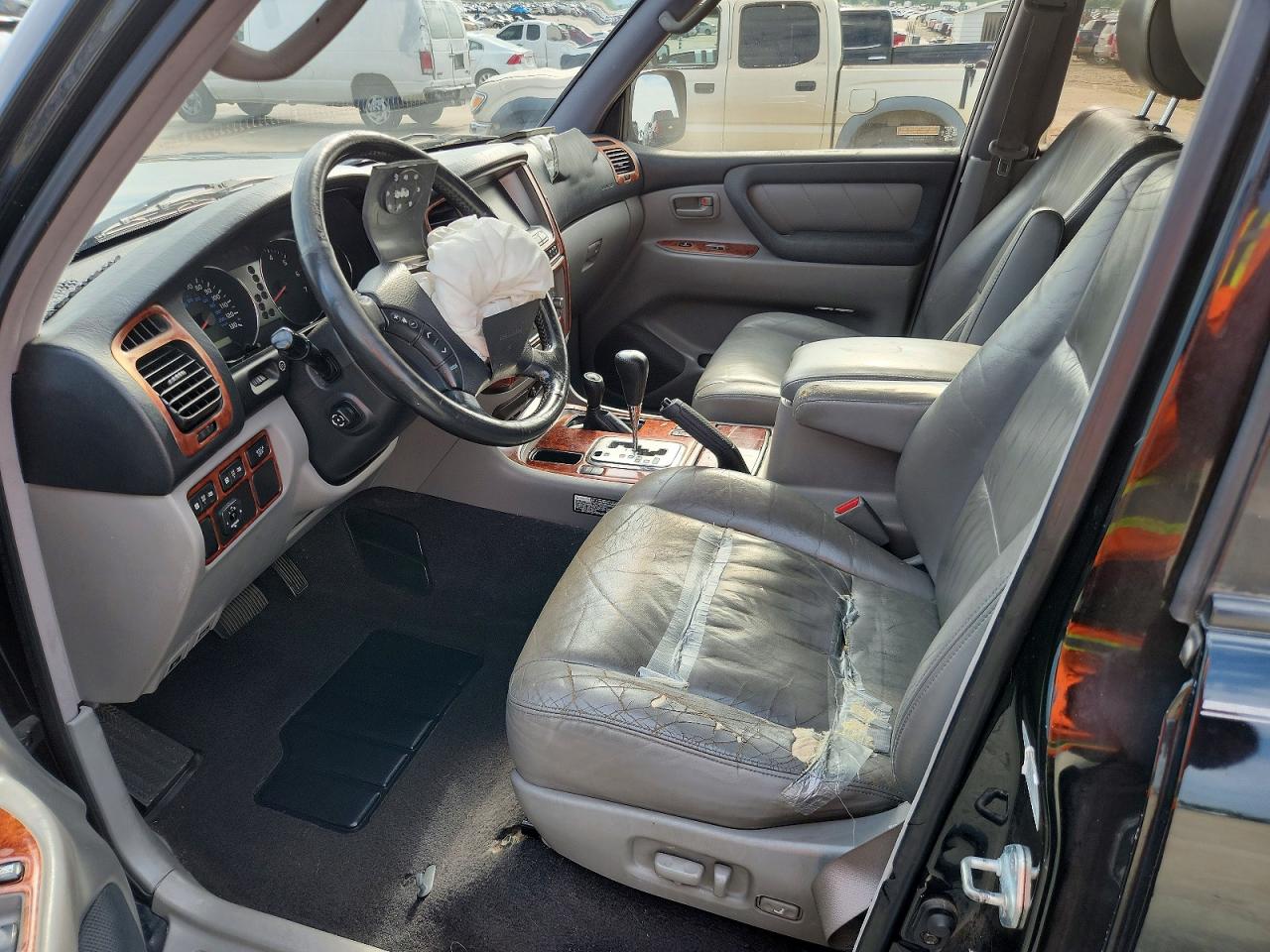 Toyota Land Cruis Base