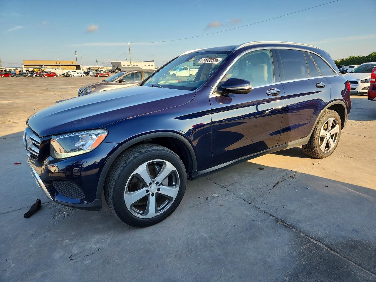 Salvage Mercedes-Benz GLC Image