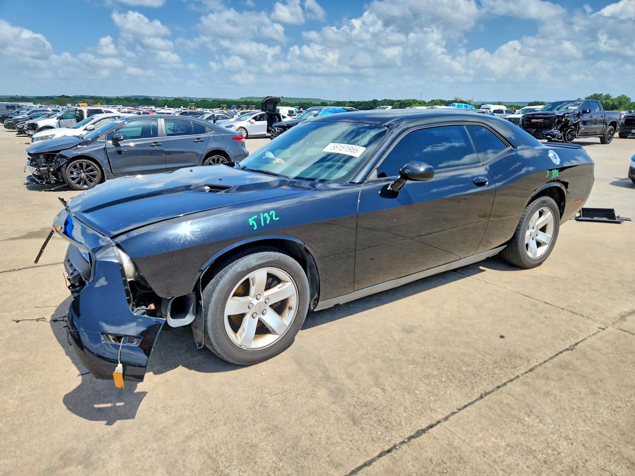 Salvage Dodge Challenger Image