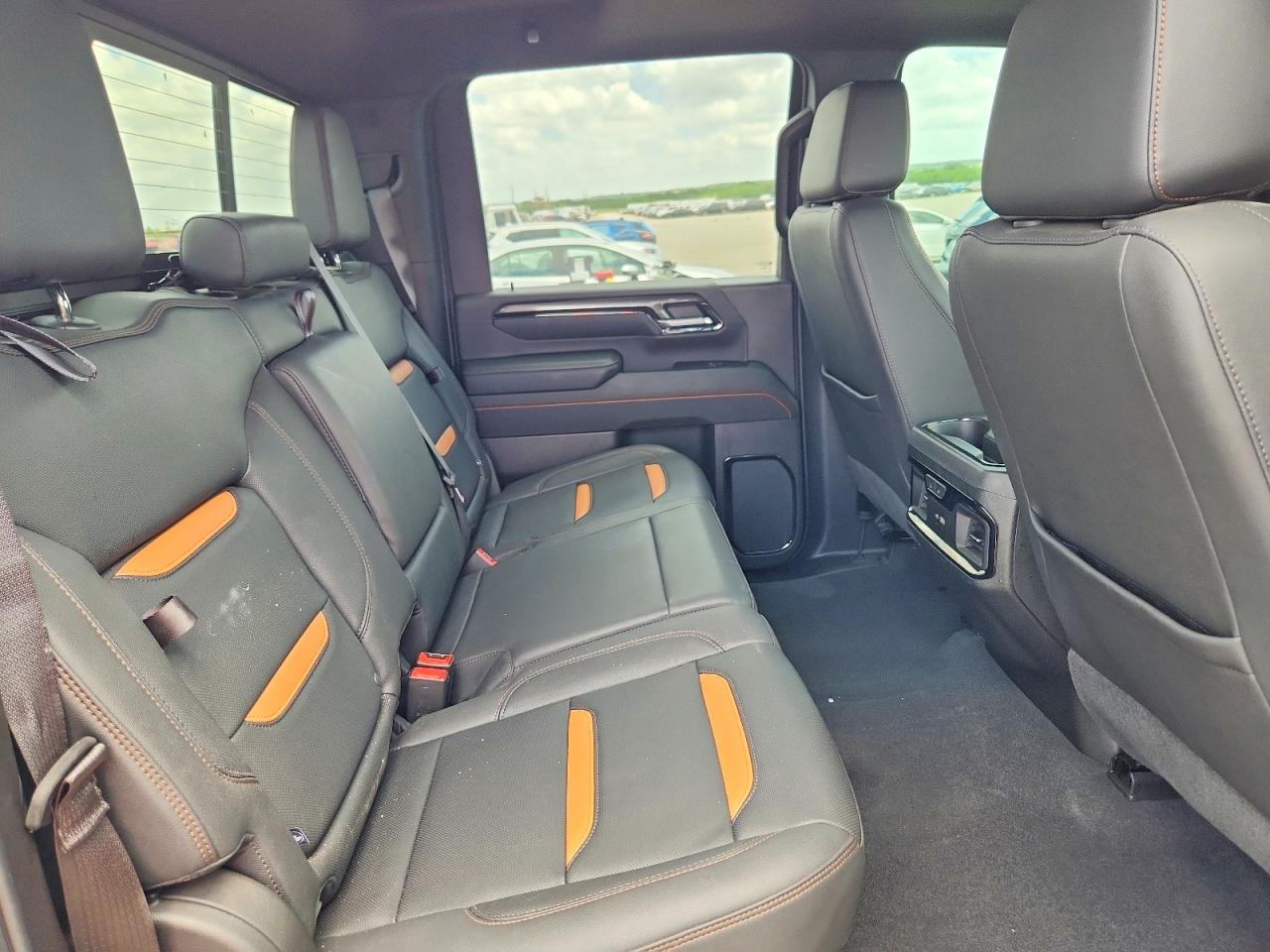 GMC Sierra K2500 At4
