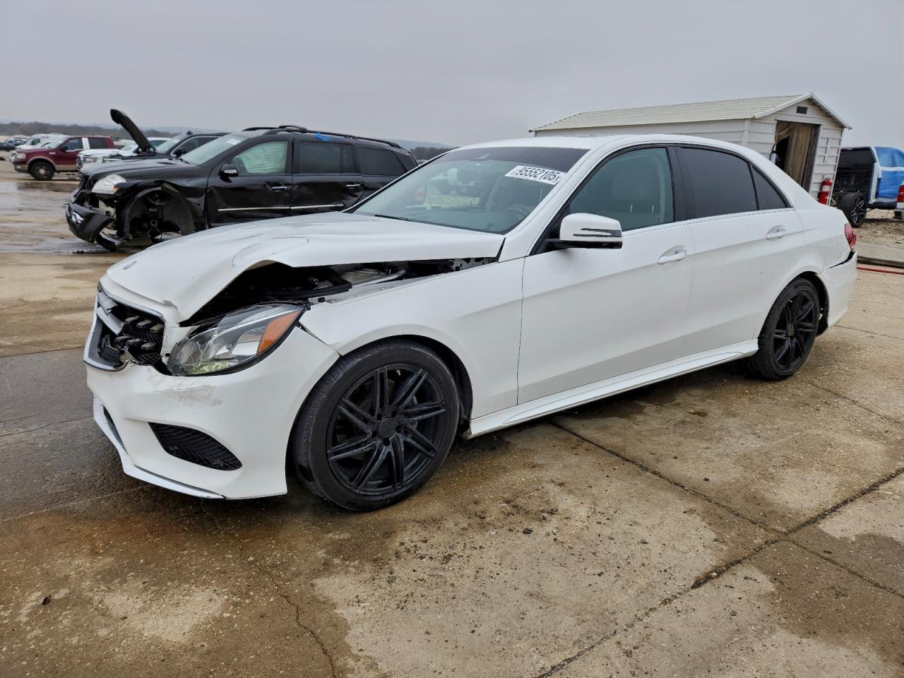 Salvage Mercedes-Benz E-Class Image