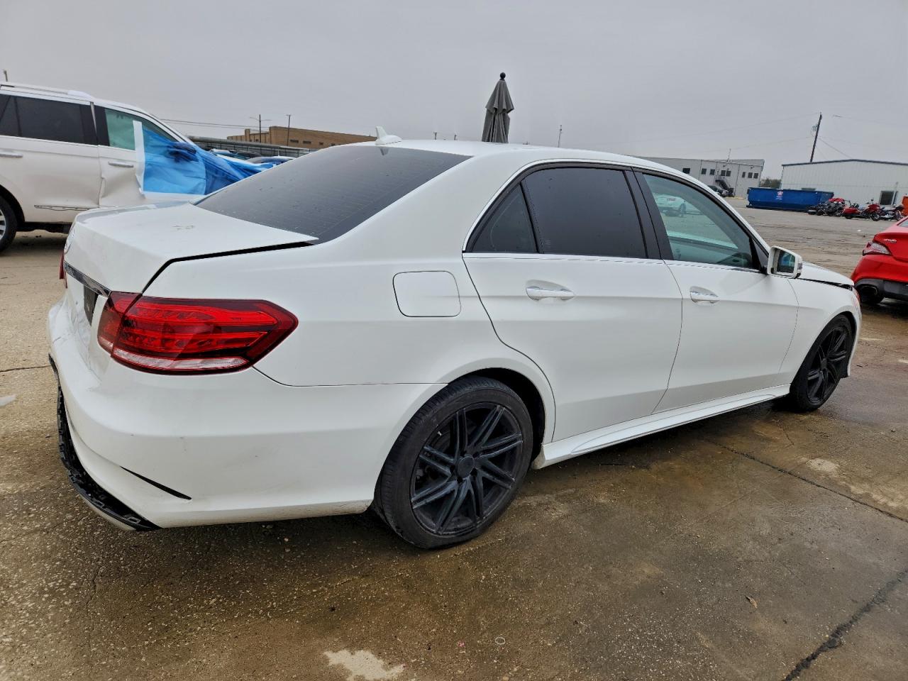 Mercedes-Benz E-Class 350