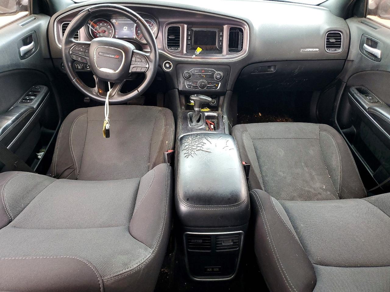 Dodge Charger Se