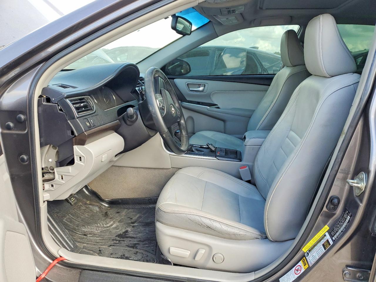 Toyota Camry Xle