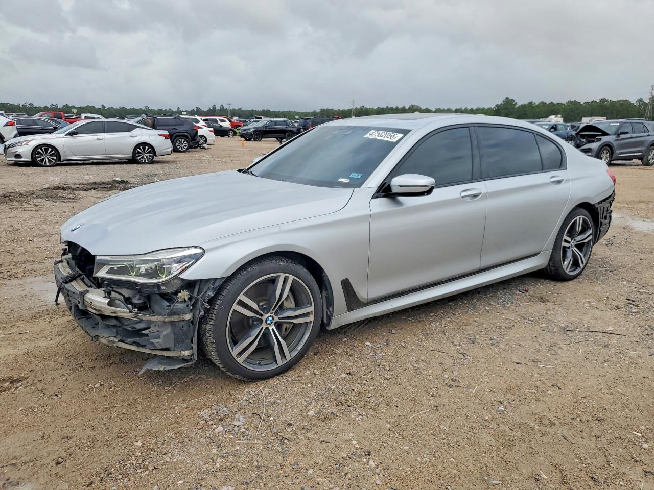 Salvage BMW 7 Series Image