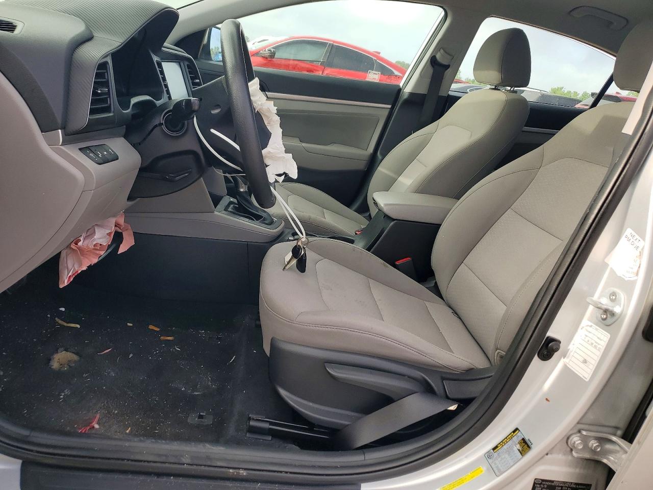 Hyundai ELANTRA Sel