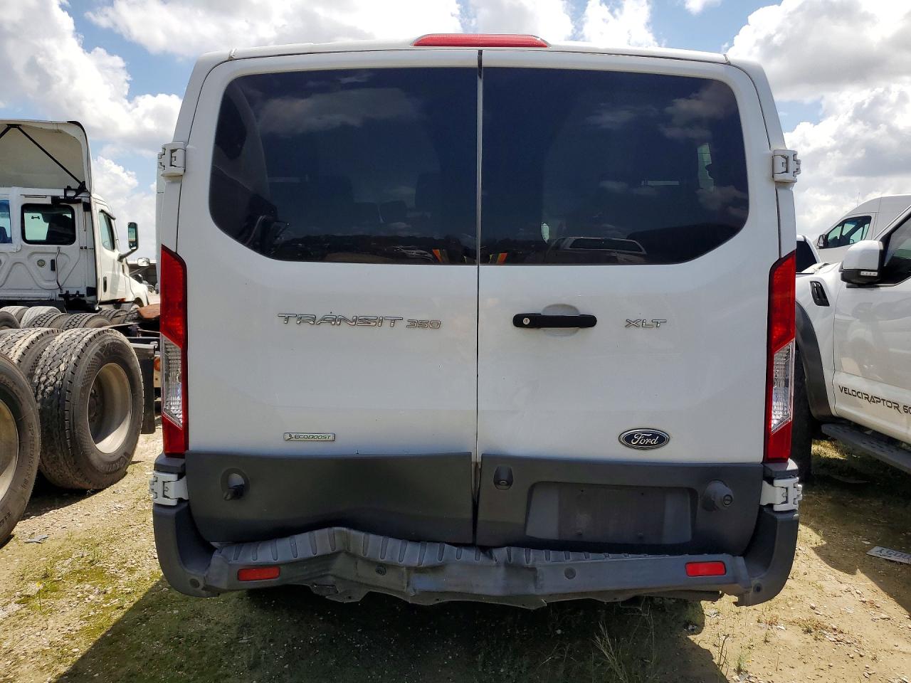 Ford Transit T-350