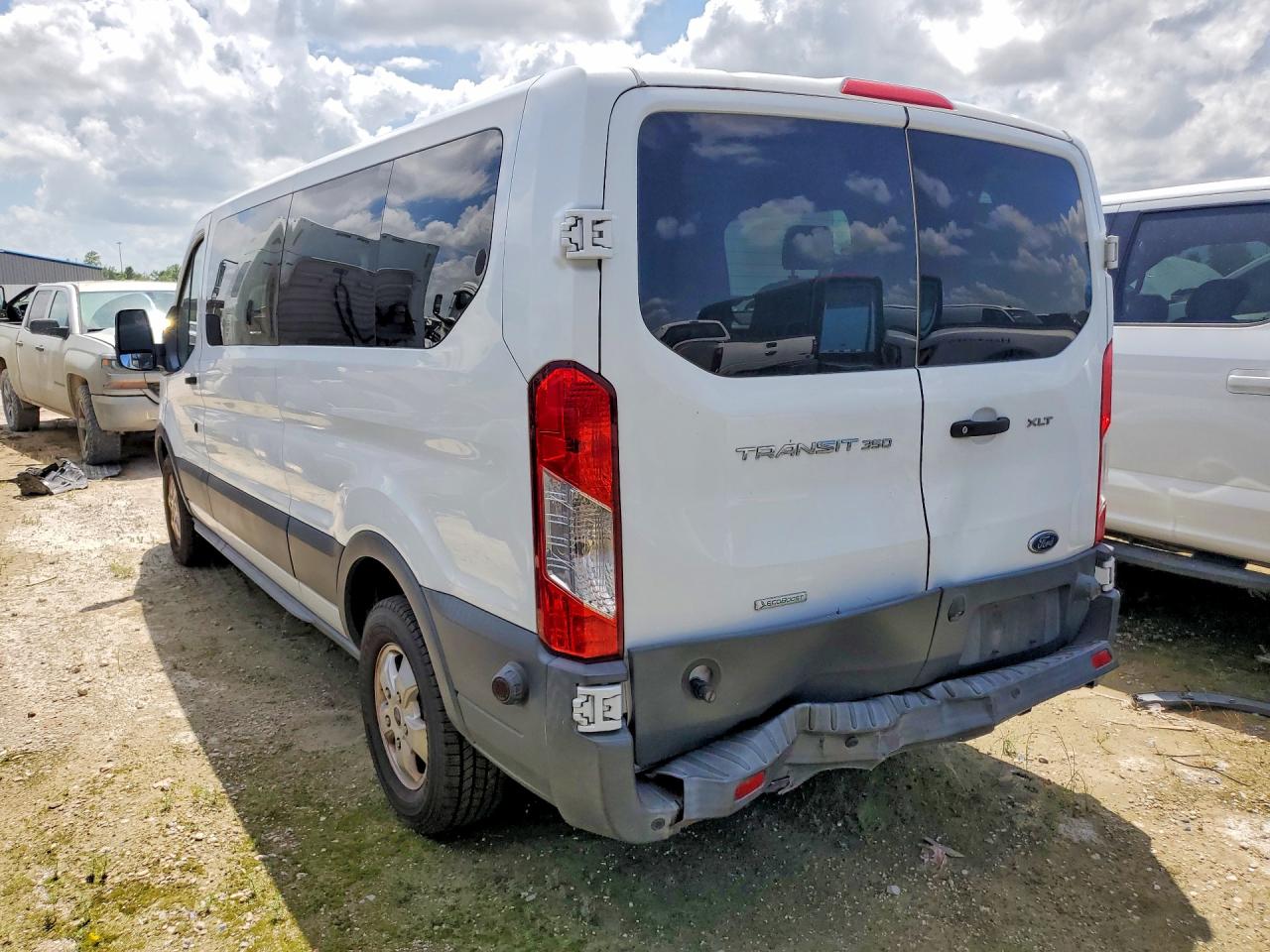 Ford Transit T-350