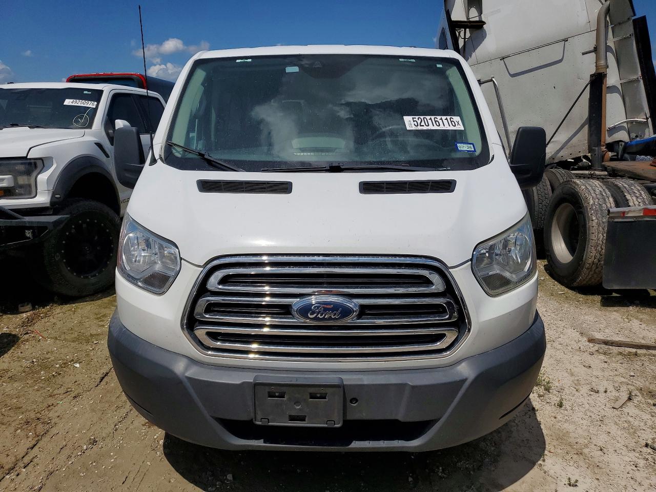 Ford Transit T-350