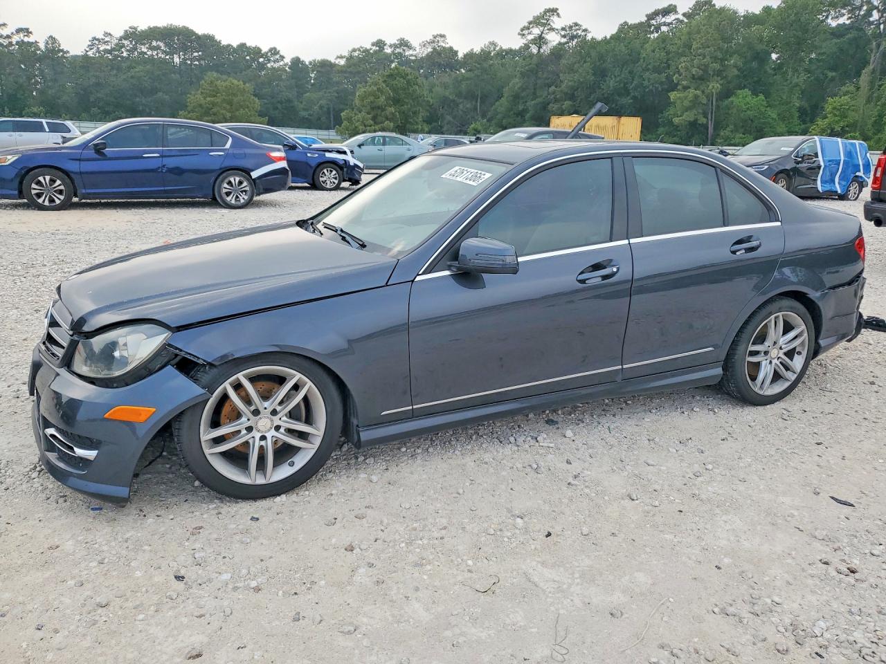 Salvage Mercedes-Benz C-Class Image