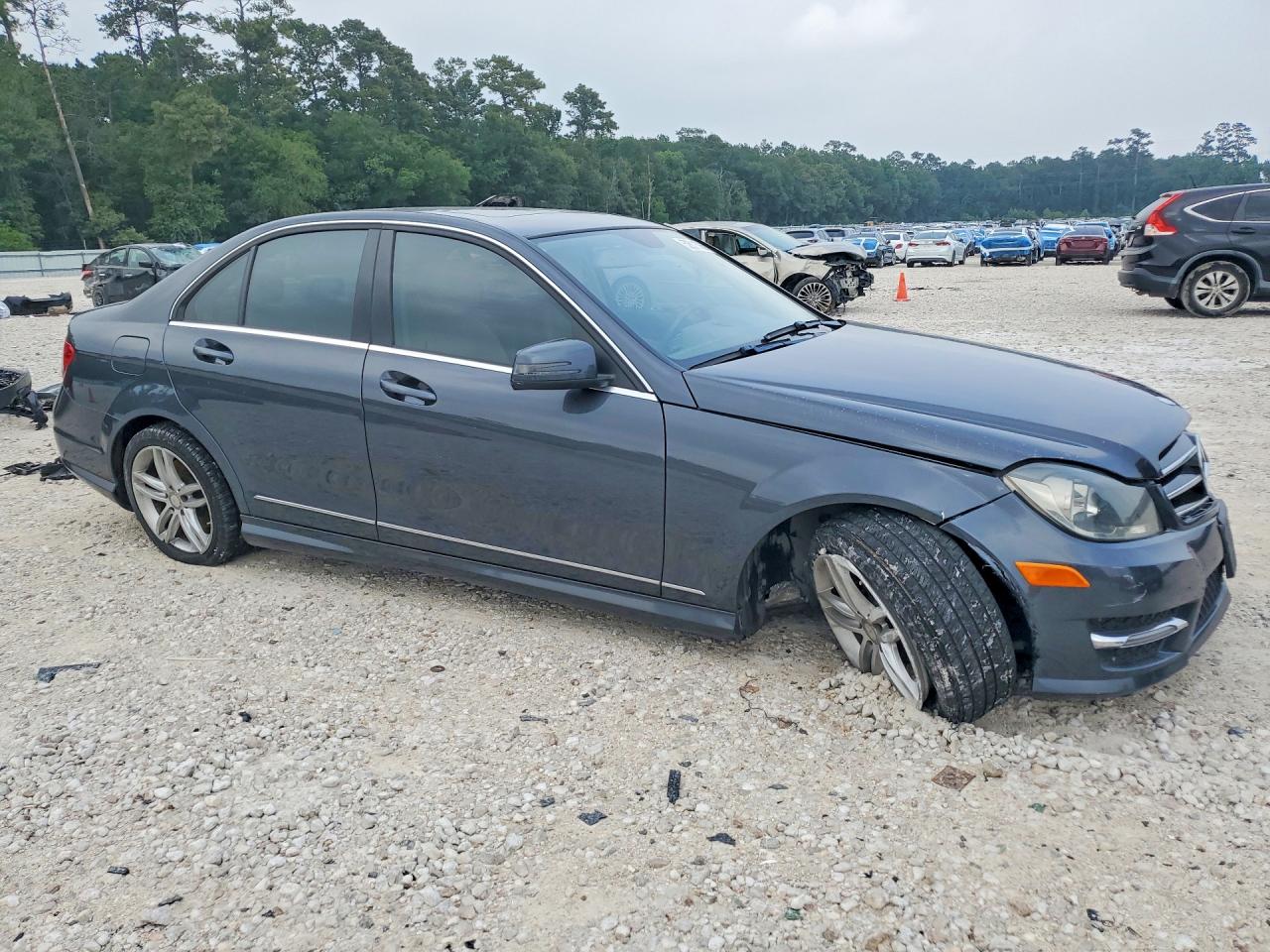 Mercedes-Benz C-Class 250