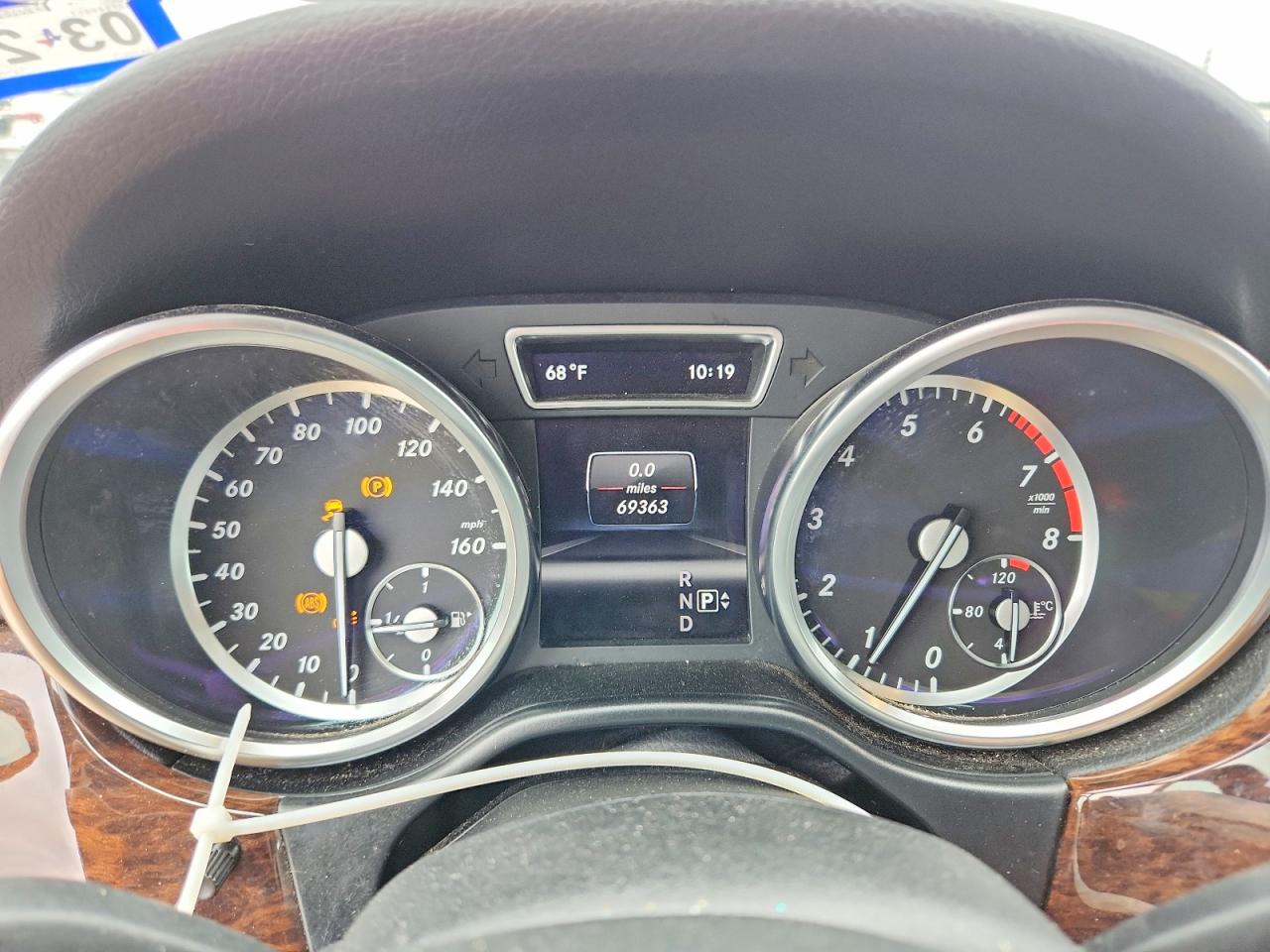 Mercedes-Benz M-Class 350