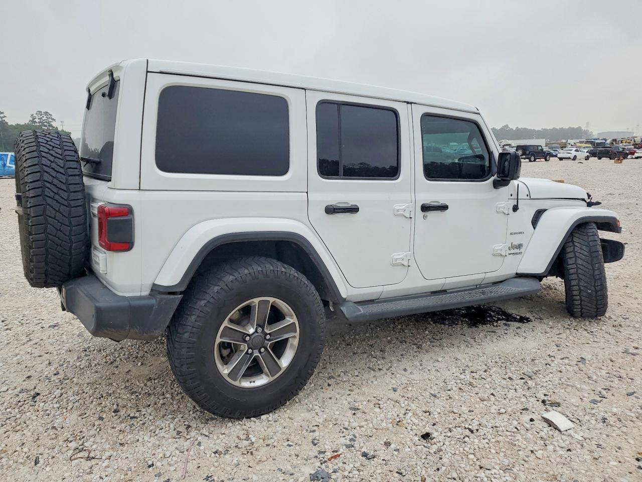Jeep Wrangler Sahara