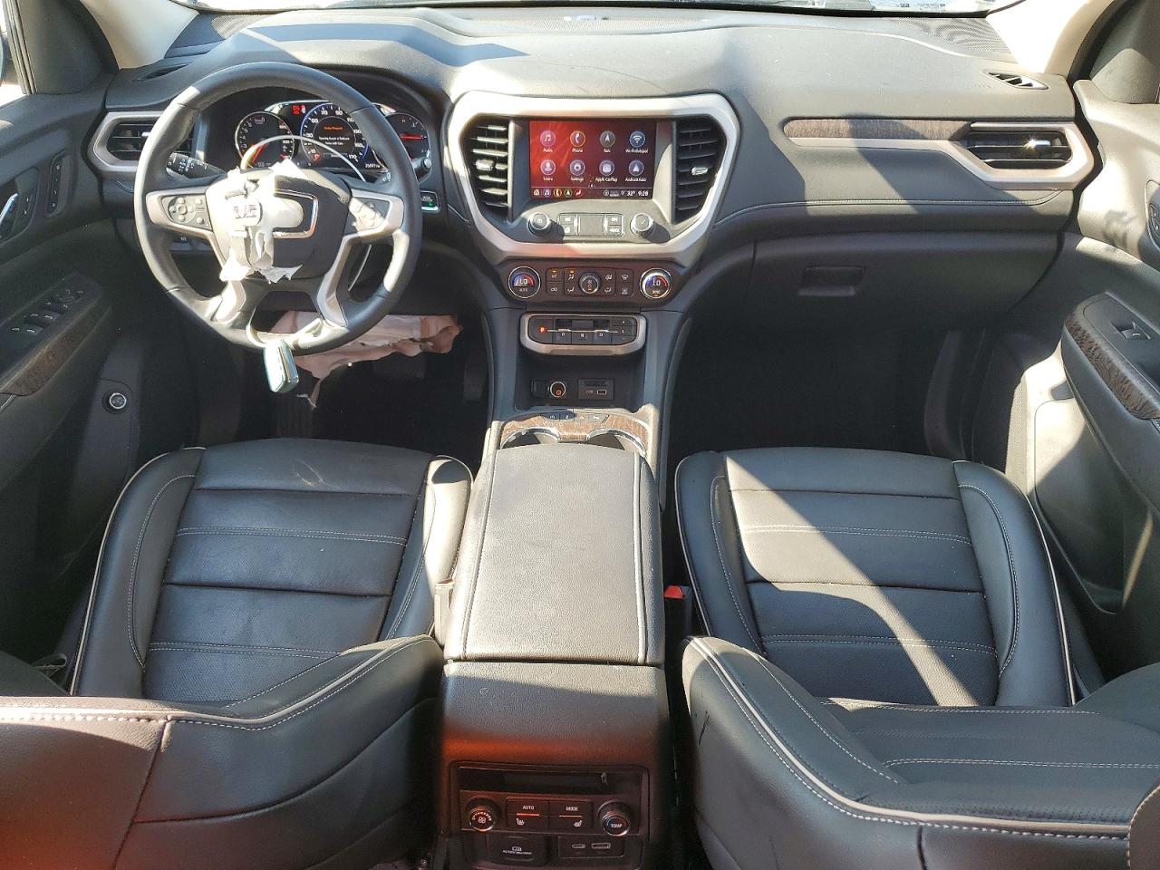 GMC Acadia Denali