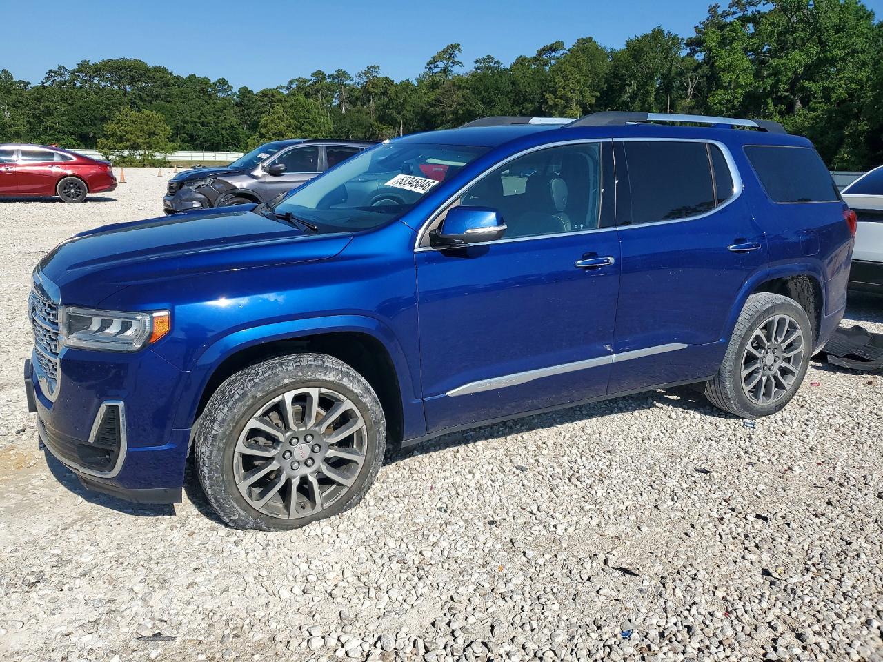 Salvage GMC Acadia Image