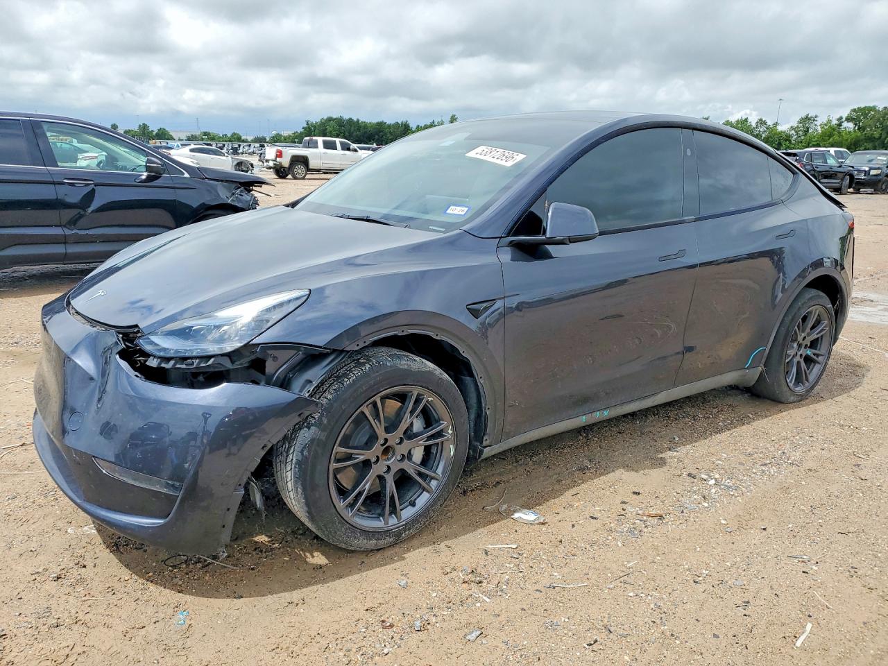 Salvage Tesla Model Y Image
