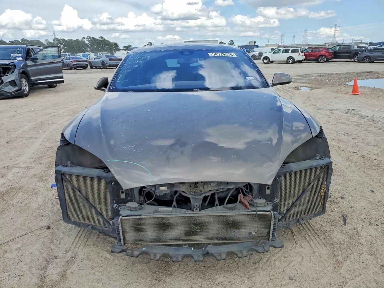 Tesla Model S 85d