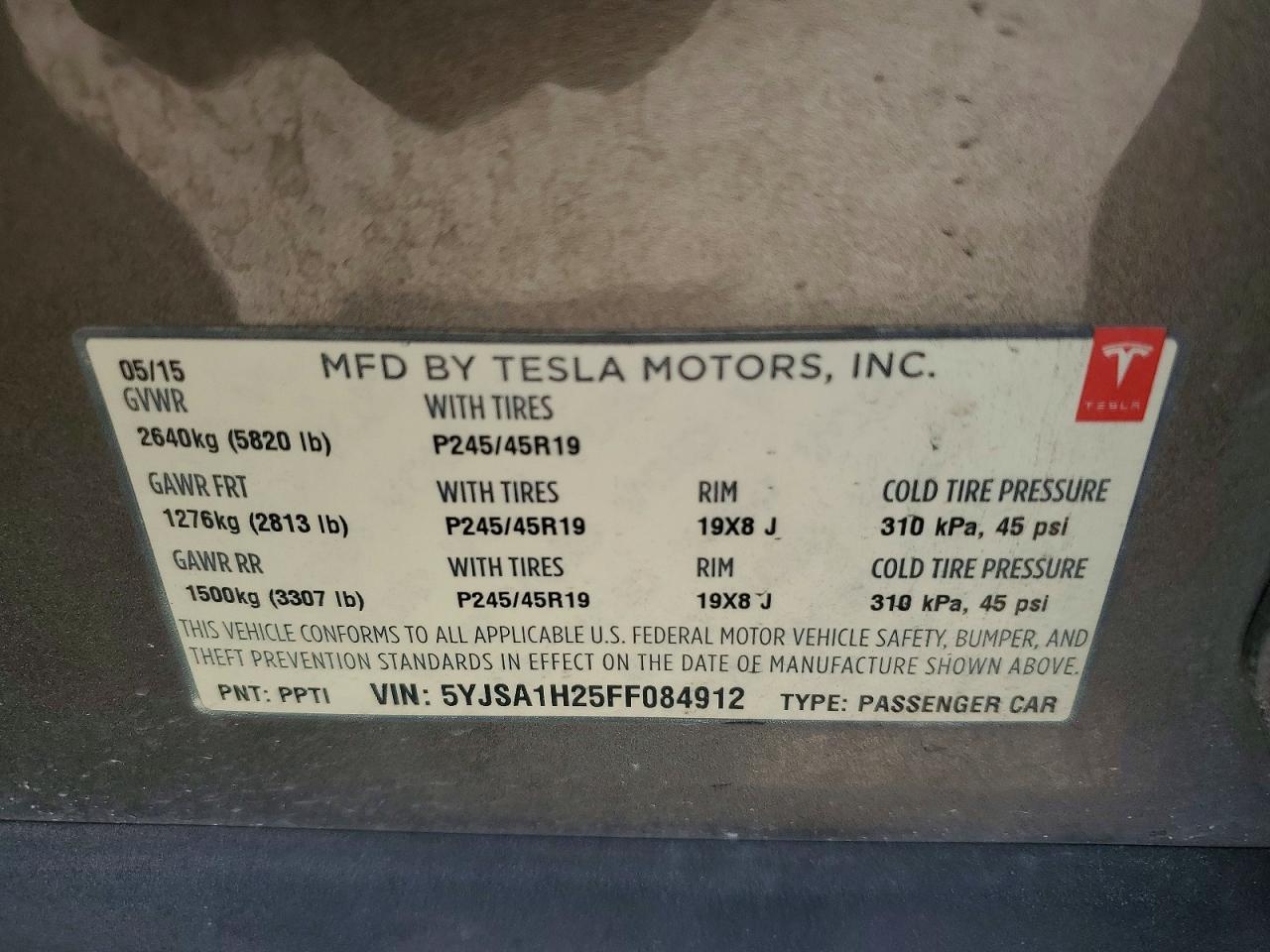 Tesla Model S 85d