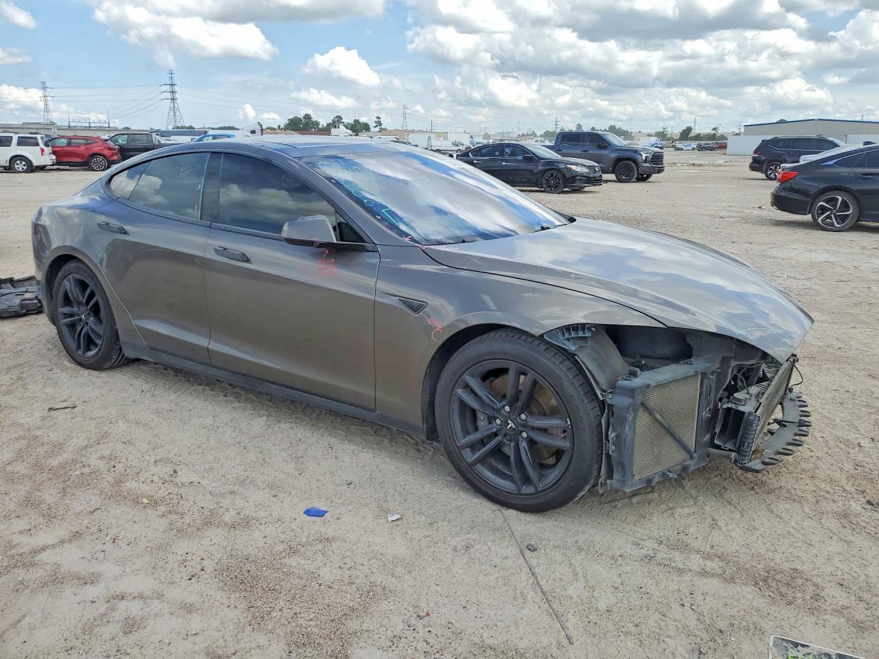 Tesla Model S 85d