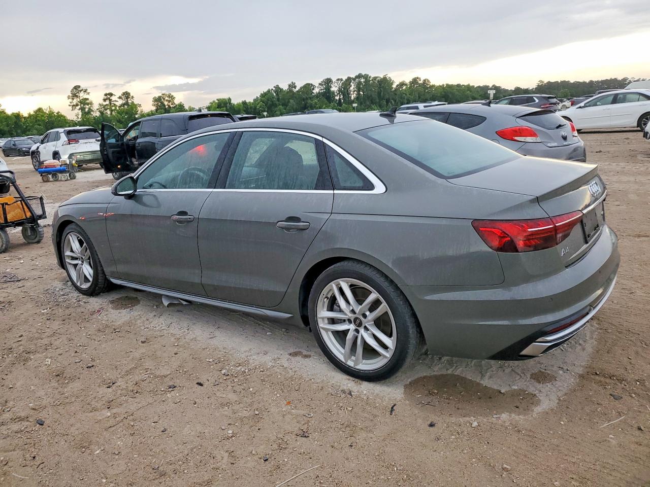 Audi A4 Premium Plus 45