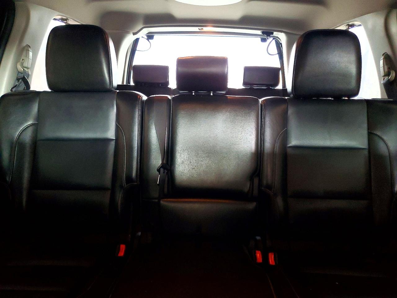 Nissan Armada Sv