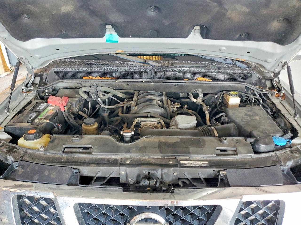 Nissan Armada Sv