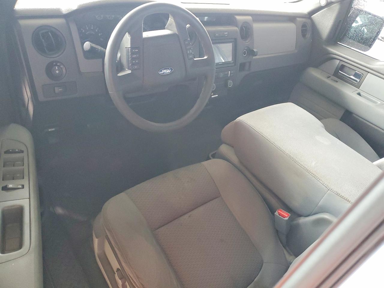 Ford F-150 Super Cab