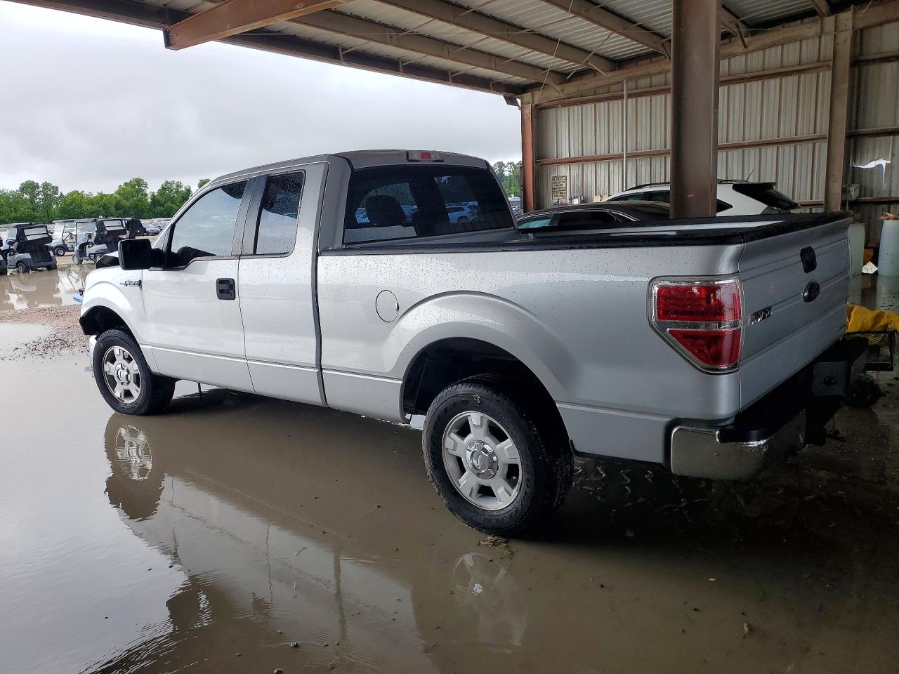 Ford F-150 Super Cab