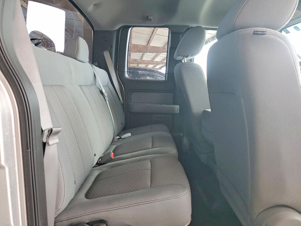 Ford F-150 Super Cab