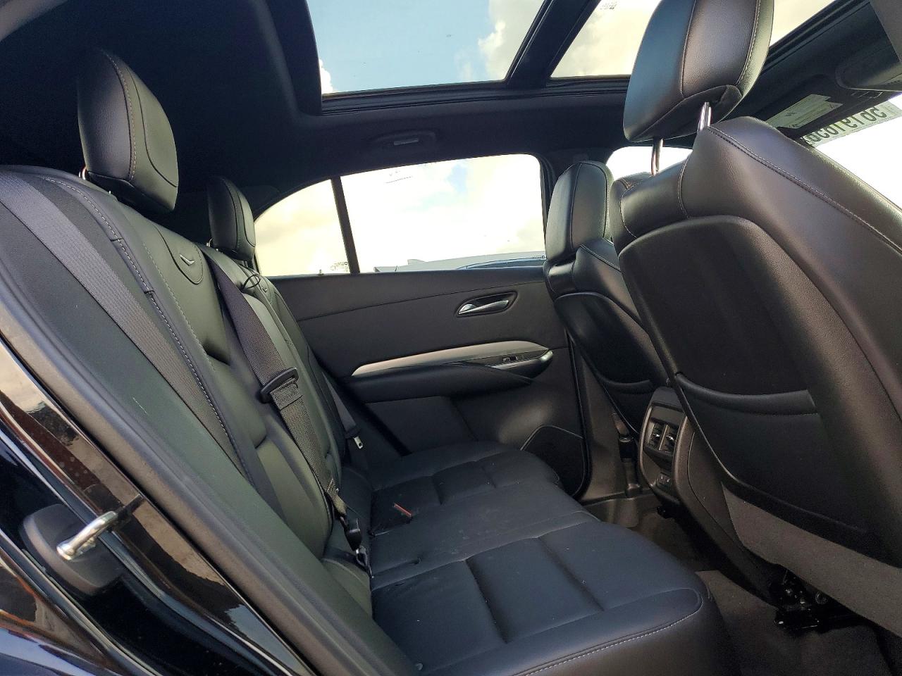 Cadillac XT4 Premium Luxury