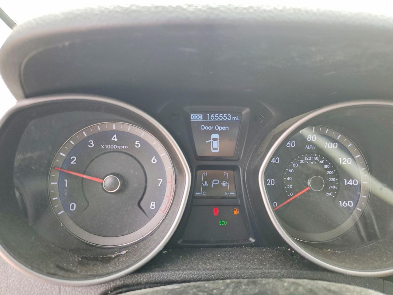 Hyundai ELANTRA Base
