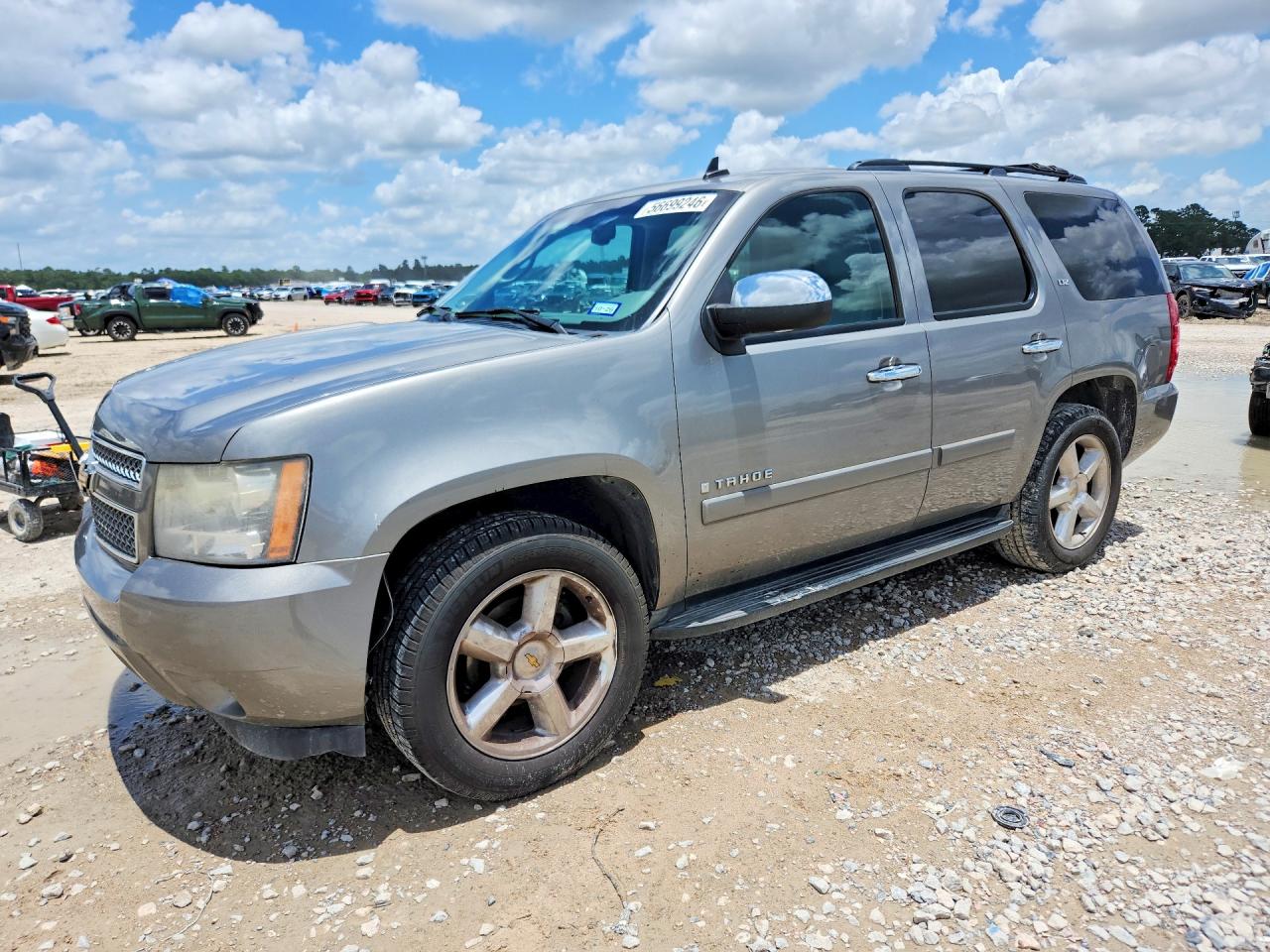 Salvage Chevrolet Tahoe Image
