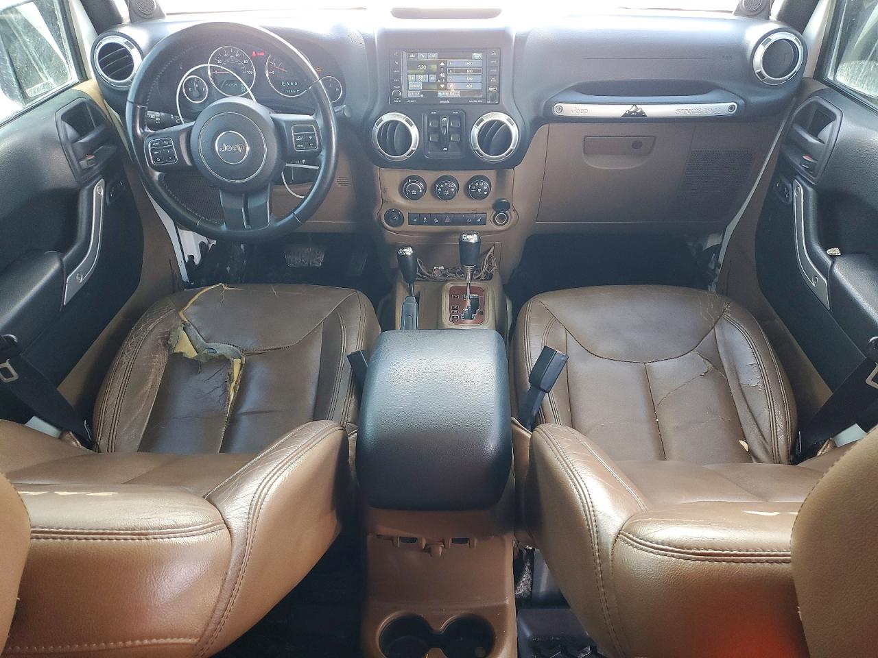 Jeep Wrangler Sahara