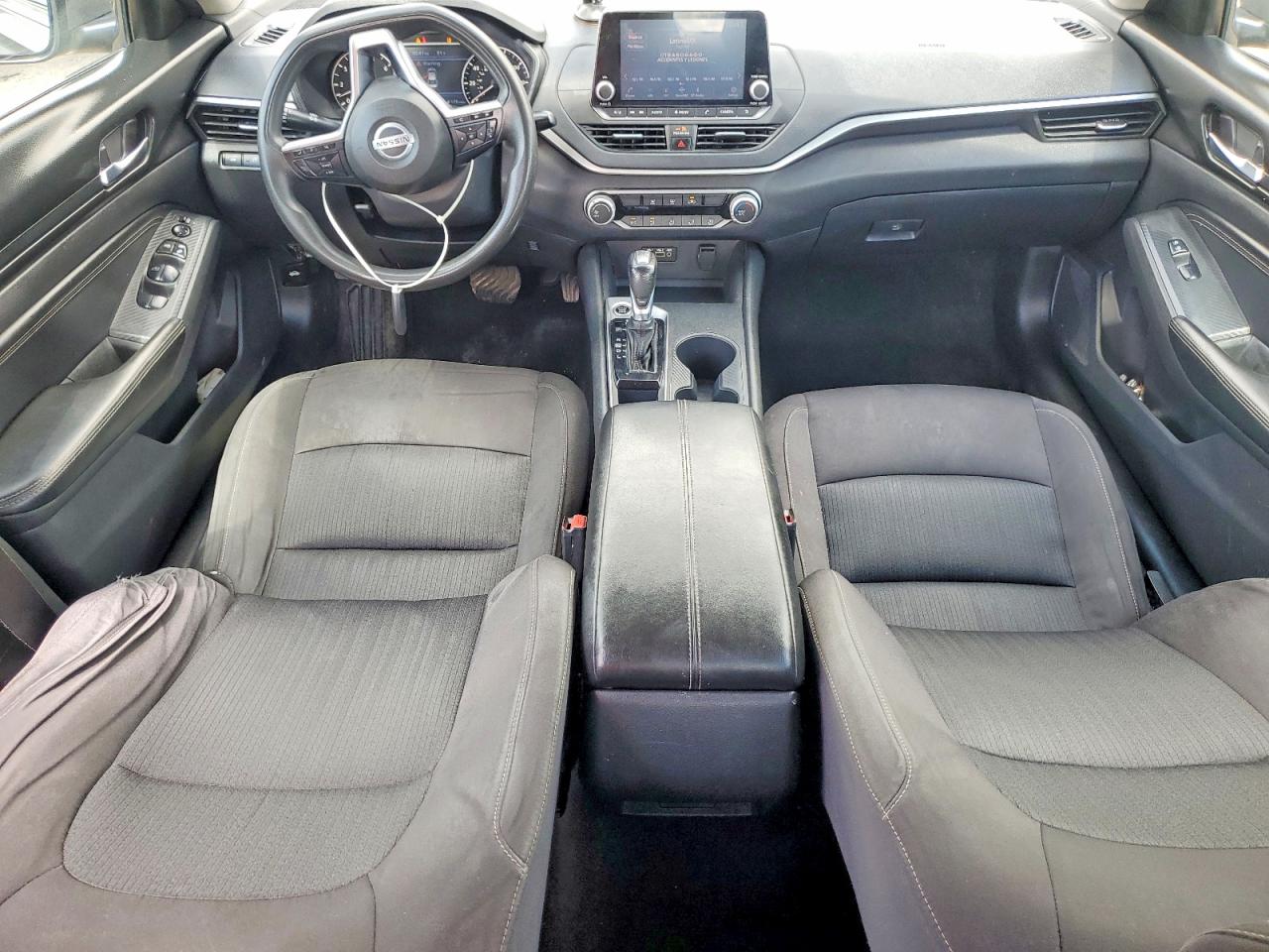 Nissan Altima S