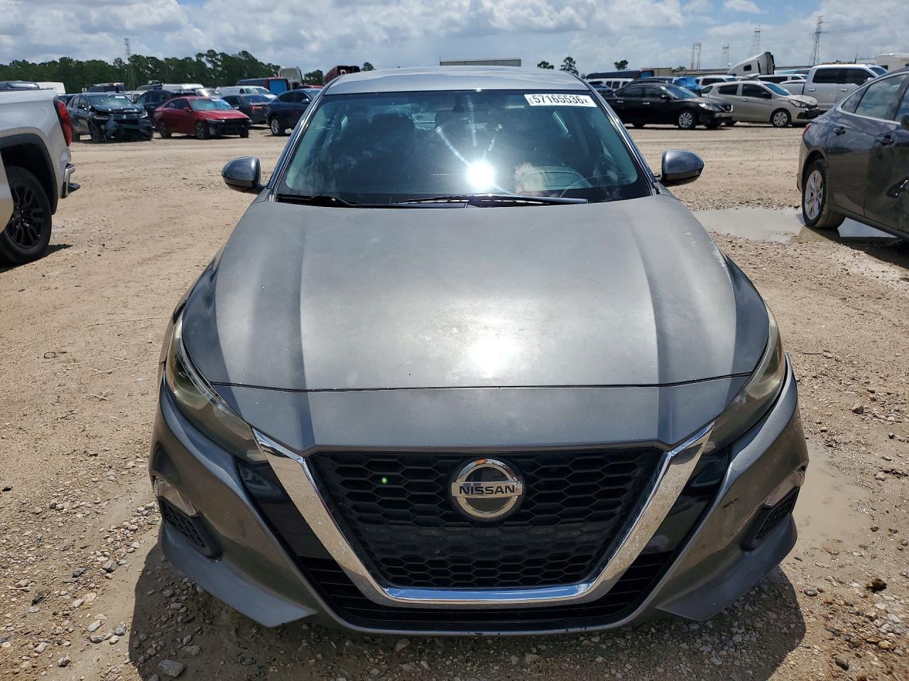 Nissan Altima S