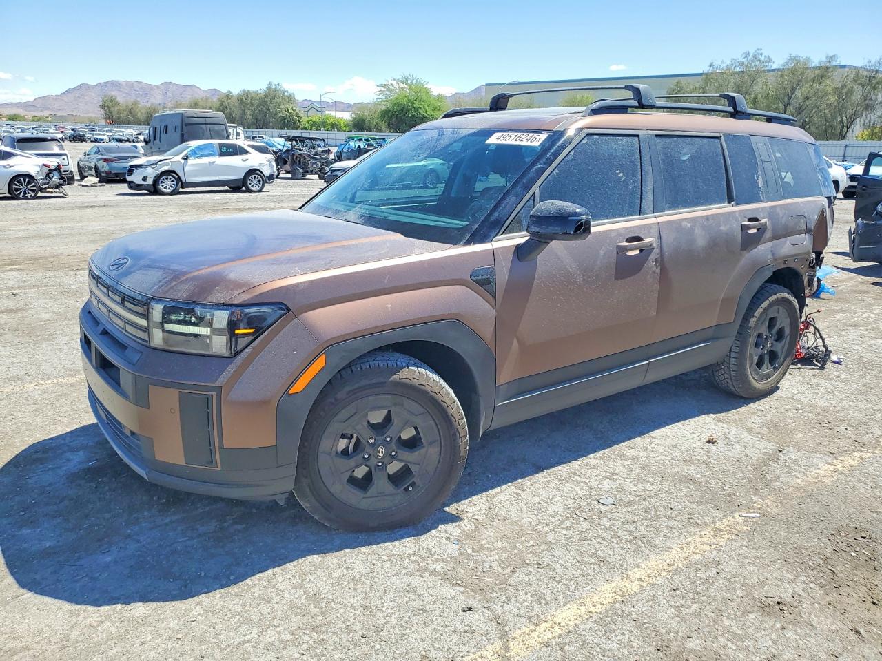 Salvage Hyundai SANTA FE Image