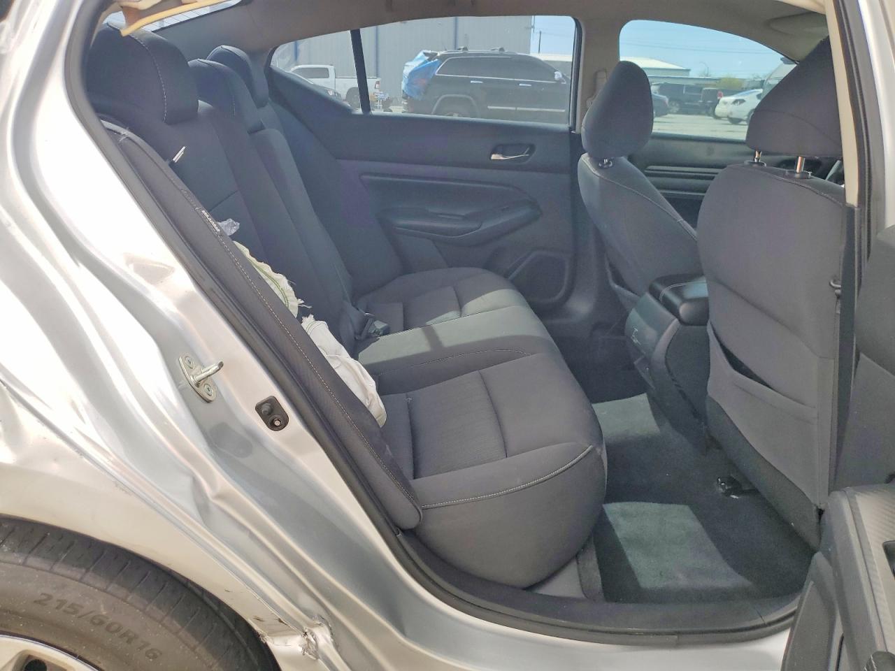 Nissan Altima S