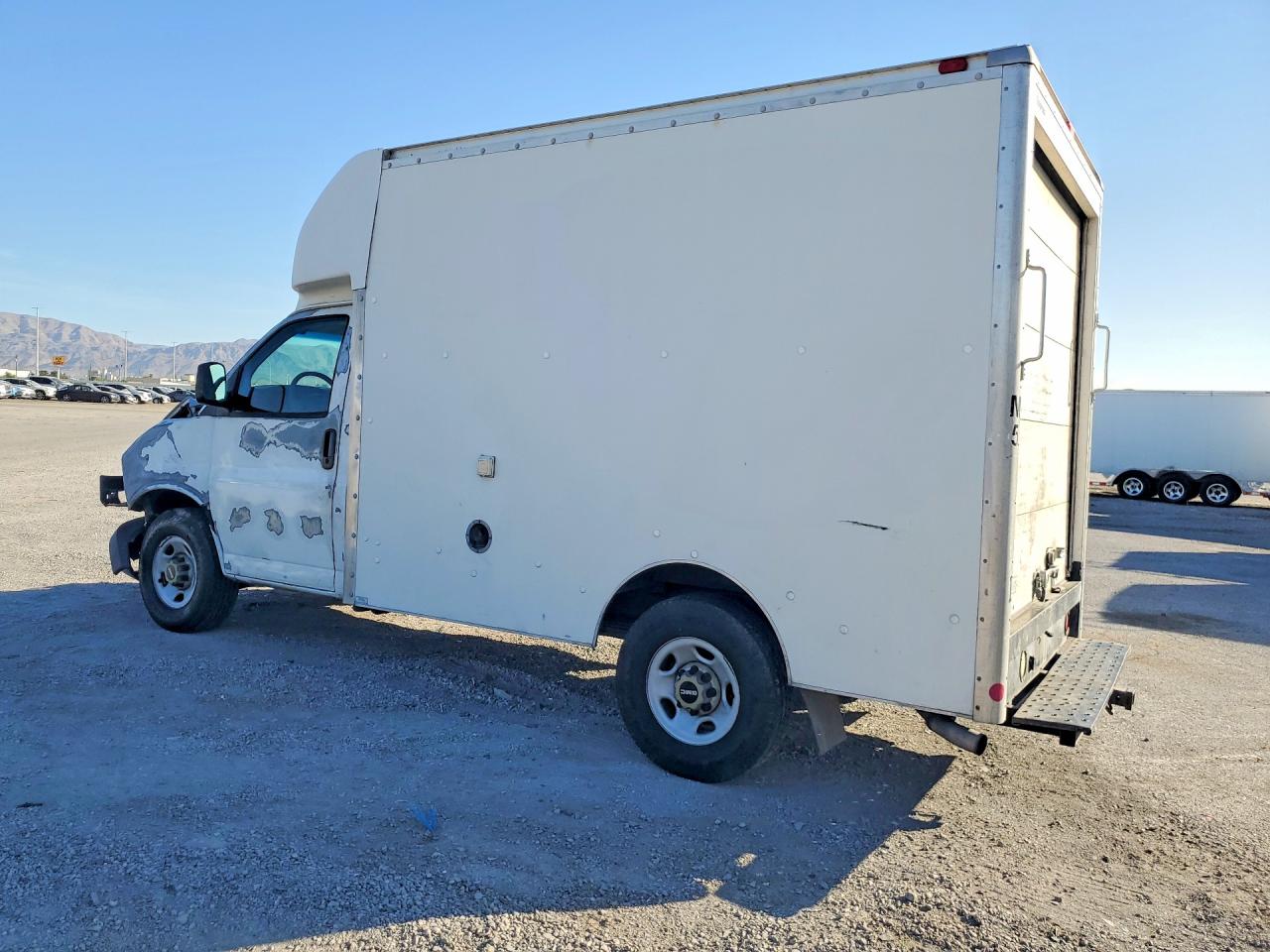 GMC Savana Cutaway G3500