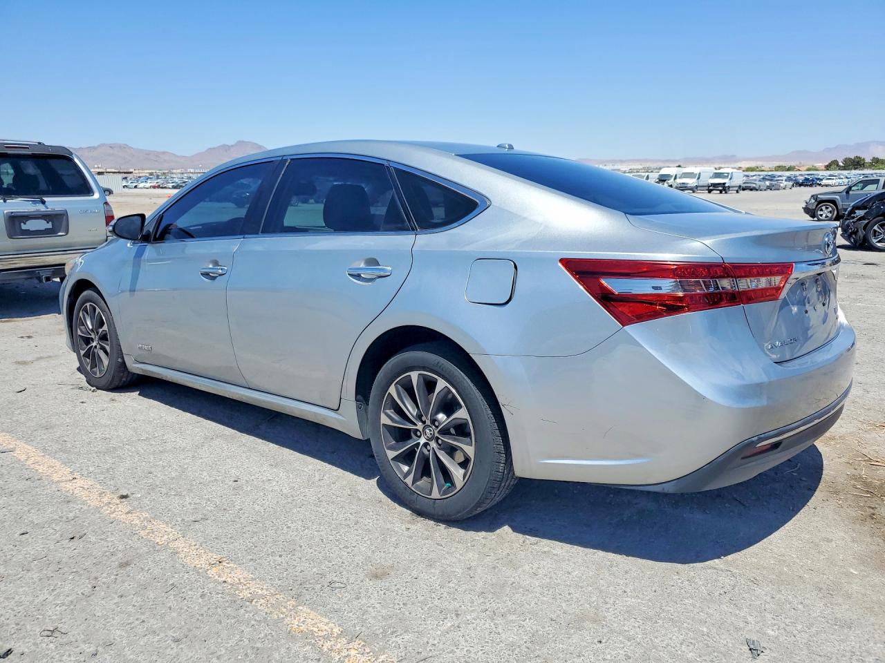 Toyota Avalon Xle Premium