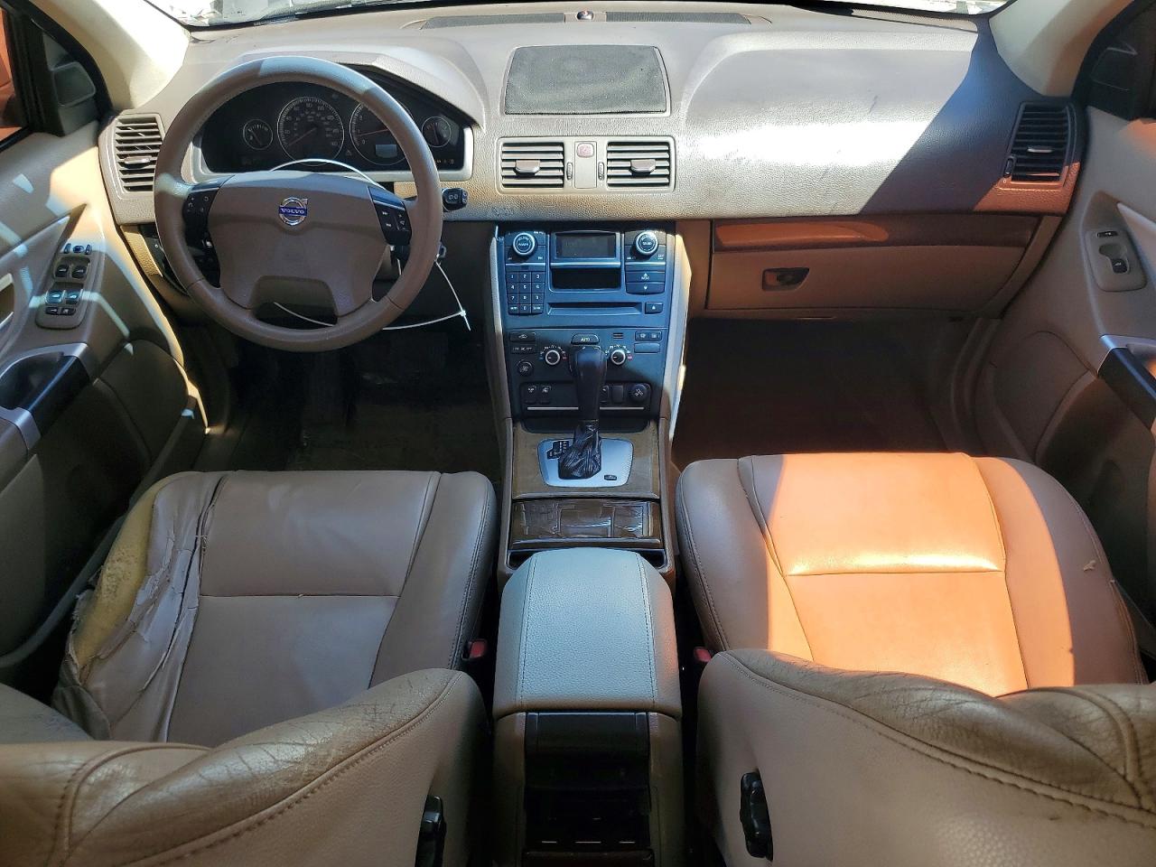 Volvo XC90 3.2