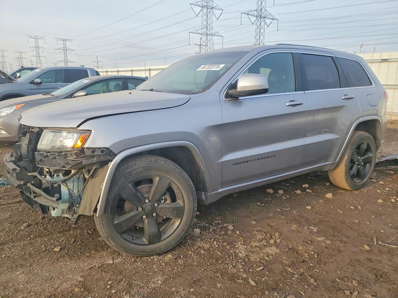 Salvage Jeep Cherokee Image