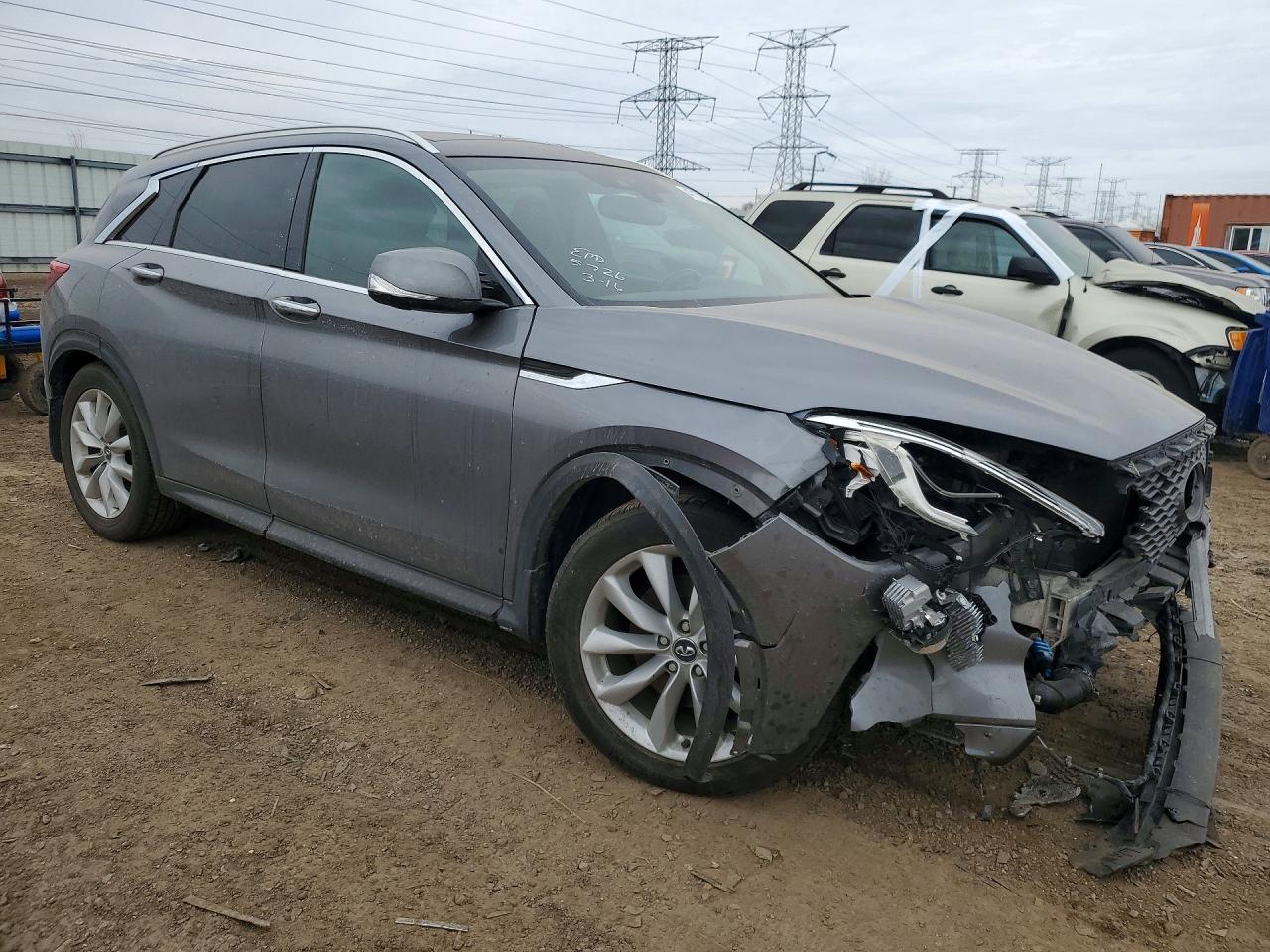 INFINITI Qx Essential
