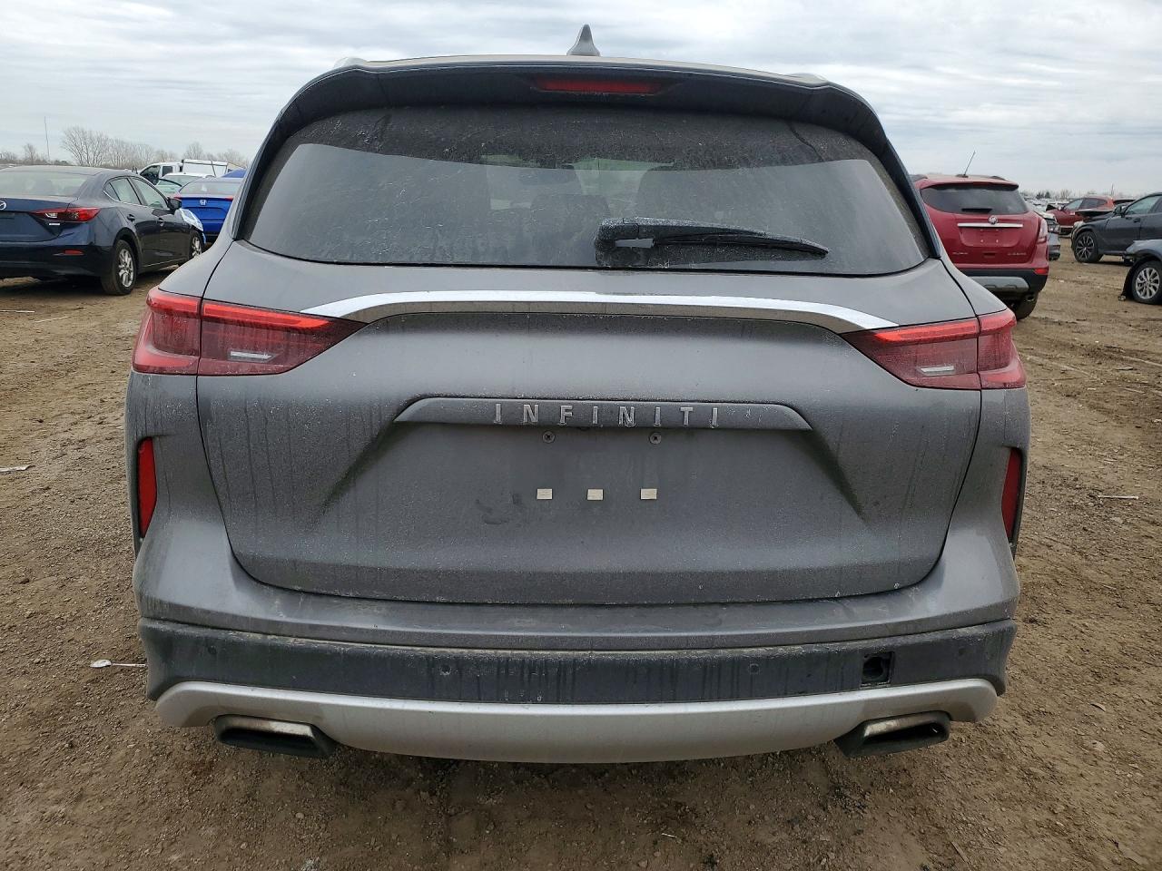 INFINITI Qx Essential